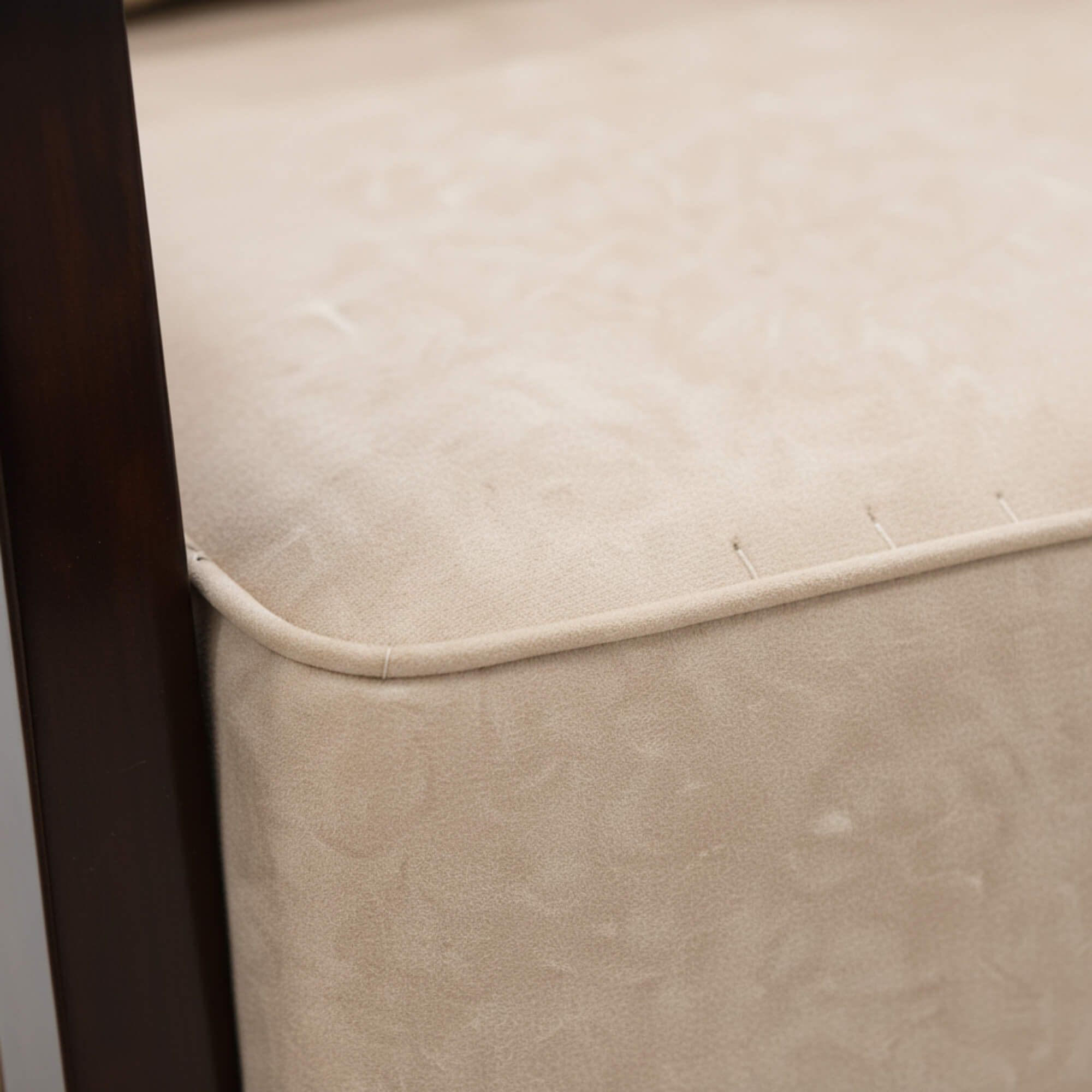 Krishna Grid 1 Seater Sofa