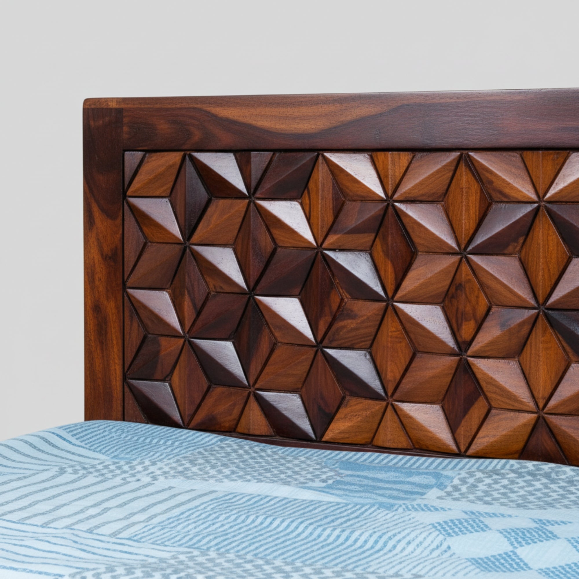 Star Diamond King Bed with Storage  Elegance Meets Utility